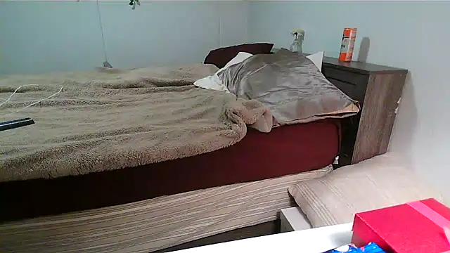 Snapshot of Kittyymaze1 chatting on 12-22-25, 01:19 Kittyymaze1 online show from 12-22-25, 01:19