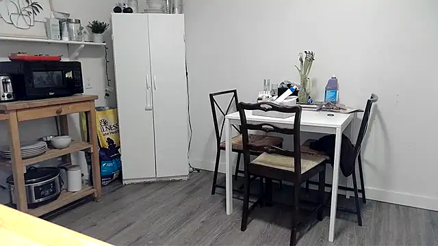 Snapshot of Kittyymaze1 chatting on 03-09-26, 11:47 Kittyymaze1 online show from 03-09-26, 11:47