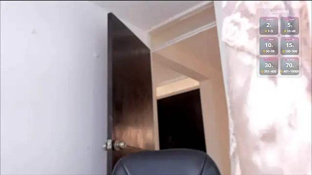 DianaDirty1 online show from 10-16-25, 03:57