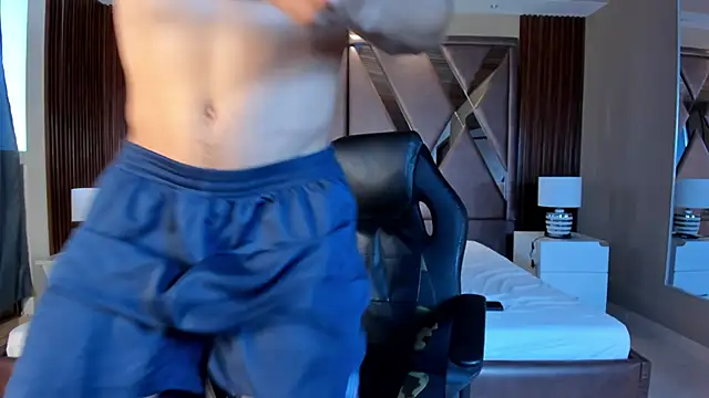 Aaron Scoot online show from 12-05-24, 09:06