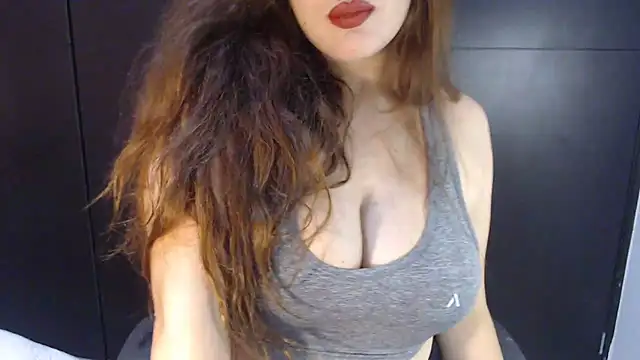 AdharaLujan online show from 12-08-24, 10:47