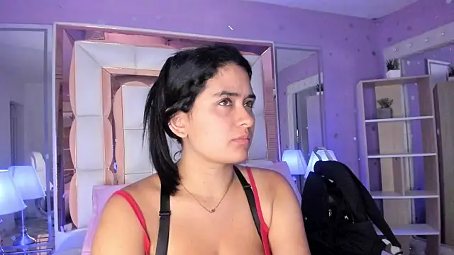 Snapshot of scarlette_15_ chatting on 08-04-26, 03:10 scarlette 15 online show from 08-04-26, 03:10