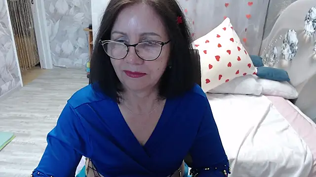 Snapshot of OlgaHottie chatting on 06-01-26, 11:28 OlgaHottie online show from 06-01-26, 11:28