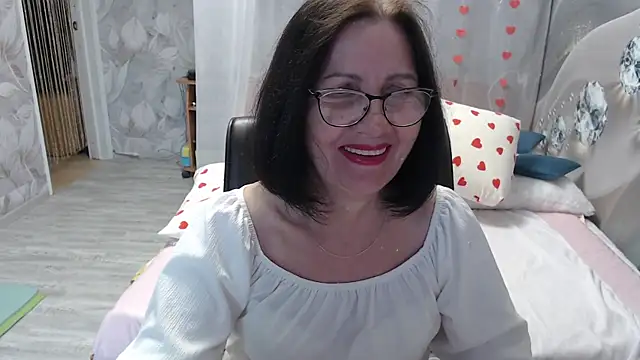 Snapshot of OlgaHottie chatting on 06-06-26, 11:42 OlgaHottie online show from 06-06-26, 11:42