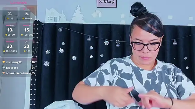 hotlatinateacher online show from 12-16-25, 07:13