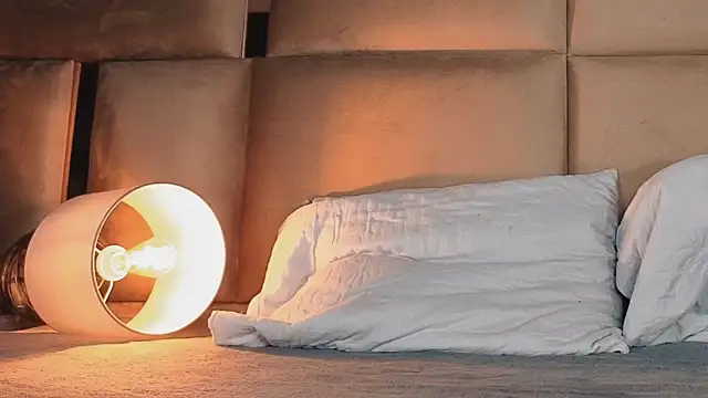 angelinepossy online show from 09-26-25, 09:41