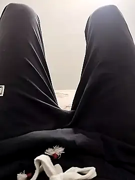 Snapshot of devilisinside9 chatting on 02-01-25, 05:37 devilisinside9 online show from 02-01-25, 05:37