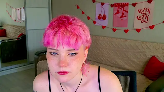 School Love online show from 09-14-25, 11:09