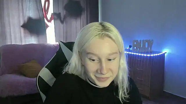 EnigmaSee online show from 05-18-26, 02:29