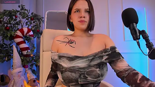 AdalynGlows online show from 12-25-24, 12:58