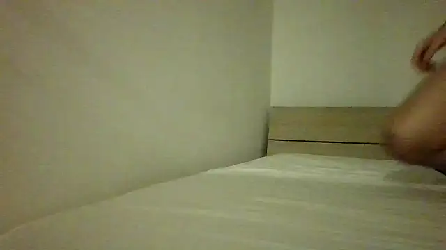 Snapshot of italian_stallion20 chatting on 01-10-25, 07:43 italian stallion20 online show from 01-10-25, 07:43