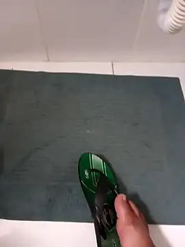 Snapshot of lobomisterioso13 chatting on 12-23-24, 10:32 lobomisterioso13 online show from 12-23-24, 10:32