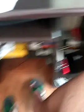 Snapshot of lobomisterioso13 chatting on 12-26-24, 07:05 lobomisterioso13 online show from 12-26-24, 07:05