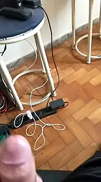 Snapshot of lobomisterioso13 chatting on 02-20-25, 06:46 lobomisterioso13 online show from 02-20-25, 06:46