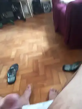 Snapshot of lobomisterioso13 chatting on 12-16-25, 04:56 lobomisterioso13 online show from 12-16-25, 04:56