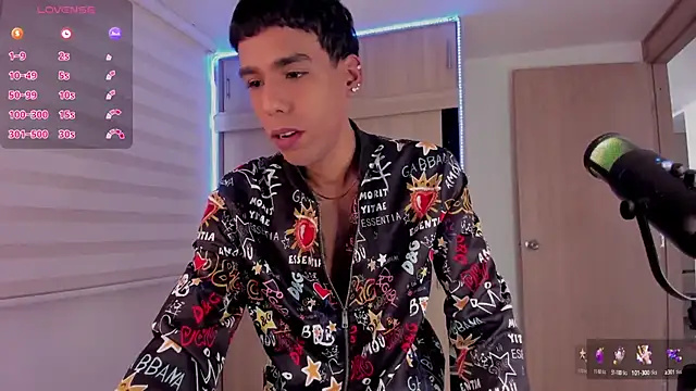 aldrinwhite online show from 12-30-24, 06:49