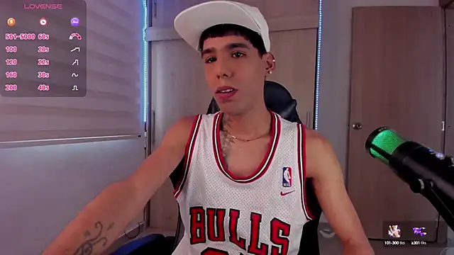 aldrinwhite online show from 01-09-25, 08:01