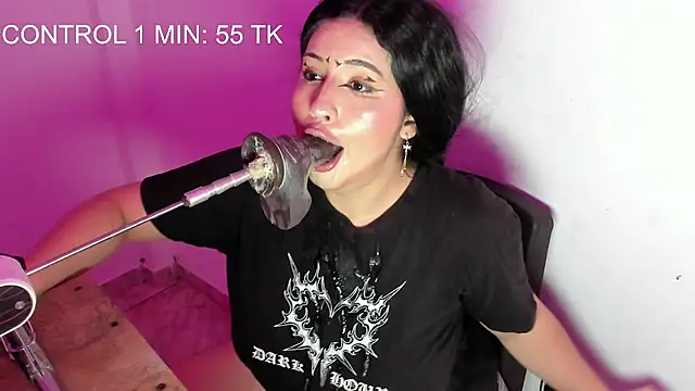 hally berry     online show from 07-16-26, 04:07