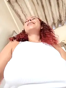 Mommy-Hot online show from 10-10-25, 02:49