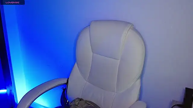 cloe fox online show from 03-19-25, 05:30