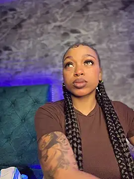 Melany Williams online show from 03-09-26, 01:04