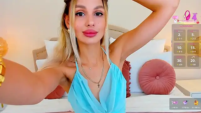 Snapshot of MissLoou chatting on 10-18-25, 05:10 MissLoou online show from 10-18-25, 05:10