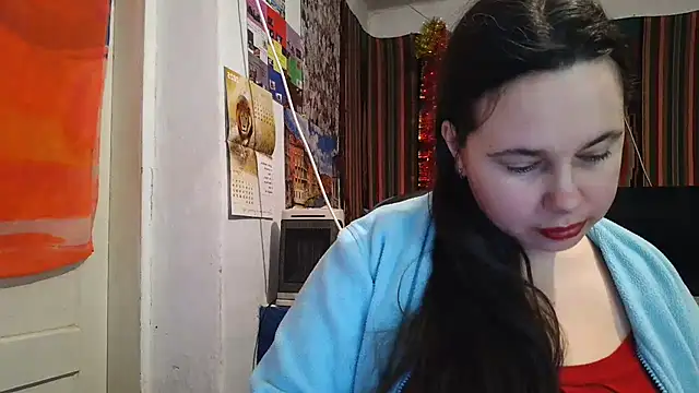 Cora Maro online show from 12-20-25, 12:01