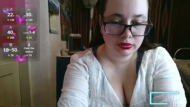 Snapshot of Cora_Maro chatting on 06-29-26, 10:15 Cora Maro online show from 06-29-26, 10:15