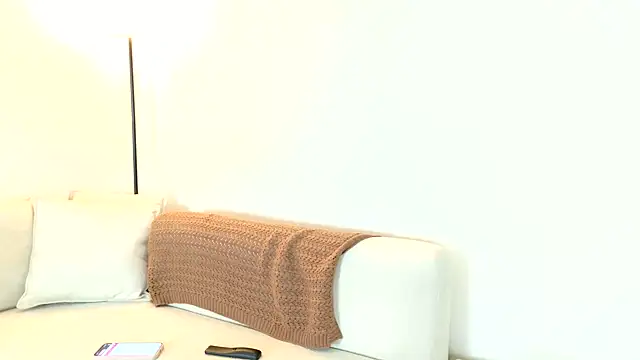 Snapshot of Zoe_Benson chatting on 07-31-26, 12:15 Zoe Benson online show from 07-31-26, 12:15