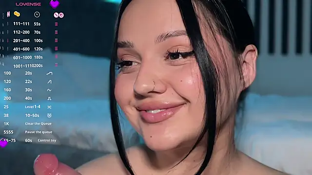 Snapshot of Li_Amelie_ chatting on 02-06-26, 04:21 Li Amelie online show from 02-06-26, 04:21