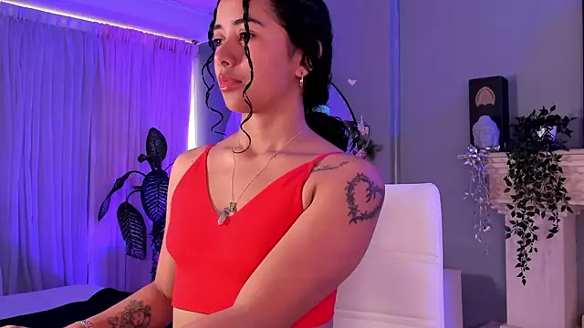 Snapshot of Ammy_nova chatting on 12-18-25, 07:31 Ammy nova online show from 12-18-25, 07:31