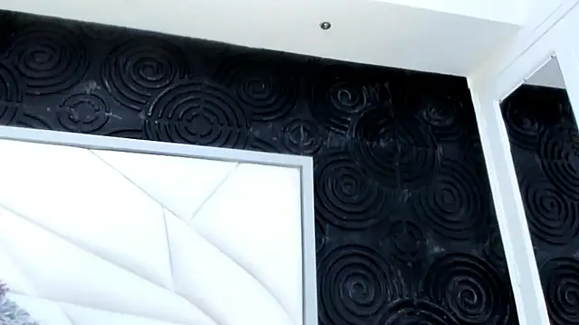 AbigailWilliams  online show from 11-12-25, 11:10