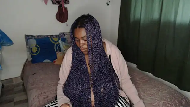 Snapshot of lyssyhorny chatting on 03-18-25, 11:20 lyssyhorny online show from 03-18-25, 11:20