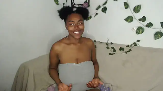 Snapshot of lyssyhorny chatting on 09-30-25, 01:21 lyssyhorny online show from 09-30-25, 01:21