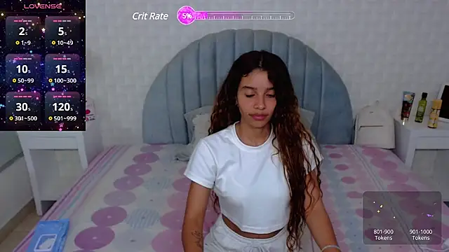 Snapshot of charlotte_0309 chatting on 12-07-24, 08:05 charlotte 0309 online show from 12-07-24, 08:05