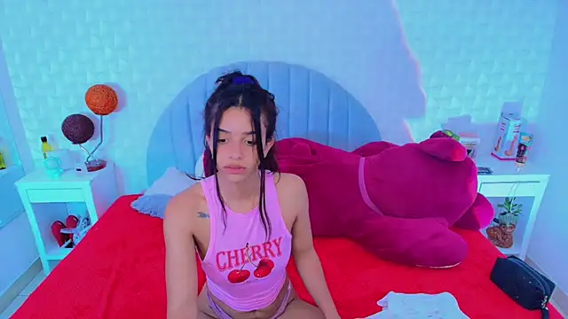 Snapshot of charlotte_0309 chatting on 11-04-25, 07:35 charlotte 0309 online show from 11-04-25, 07:35