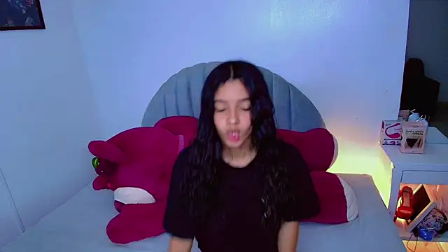 Snapshot of charlotte_0309 chatting on 01-09-26, 07:04 charlotte 0309 online show from 01-09-26, 07:04