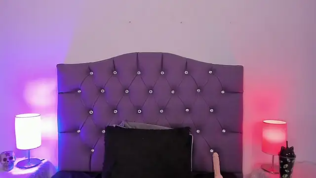 Snapshot of Nyx_nayla chatting on 01-13-25, 09:52 Nyx nayla online show from 01-13-25, 09:52