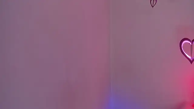 Snapshot of Nyx_nayla chatting on 02-15-25, 08:00 Nyx nayla online show from 02-15-25, 08:00