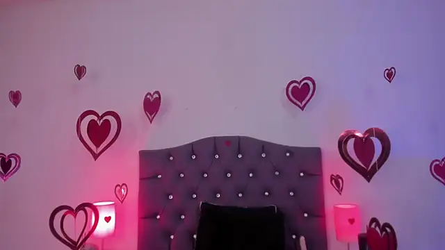 Snapshot of Nyx_nayla chatting on 02-20-25, 10:48 Nyx nayla online show from 02-20-25, 10:48