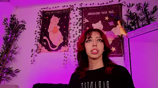 Snapshot of Nyx_nayla chatting on 11-26-25, 06:14 Nyx nayla online show from 11-26-25, 06:14