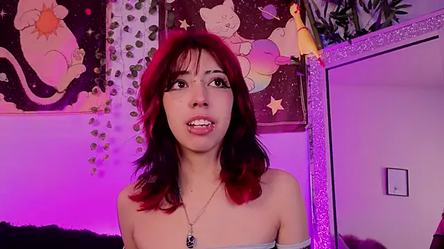 Snapshot of Nyx_nayla chatting on 12-01-25, 05:01 Nyx nayla online show from 12-01-25, 05:01