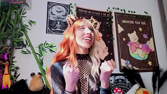 Snapshot of Nyx_nayla chatting on 02-21-26, 07:59 Nyx nayla online show from 02-21-26, 07:59