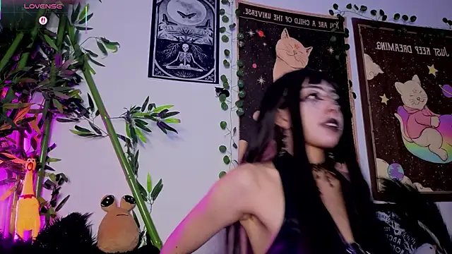 Snapshot of Nyx_nayla chatting on 02-22-26, 08:02 Nyx nayla online show from 02-22-26, 08:02