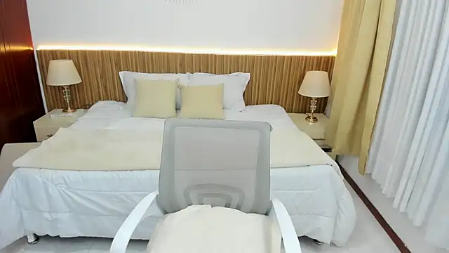 latyndollts online show from 03-22-25, 01:11