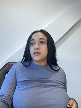 cata megan online show from 01-01-25, 12:11