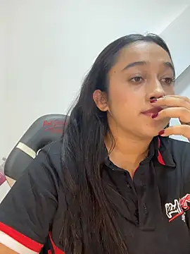 cata megan online show from 01-07-25, 05:12