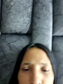 Snapshot of Nicole420squirt chatting on 01-17-25, 04:39 Nicole420squirt online show from 01-17-25, 04:39