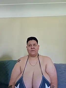 Snapshot of DevilDahm chatting on 05-27-26, 06:27 DevilDahm online show from 05-27-26, 06:27