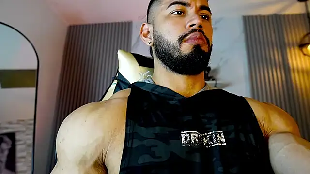 Snapshot of jaxon_colton chatting on 12-01-25, 11:21 jaxon colton online show from 12-01-25, 11:21